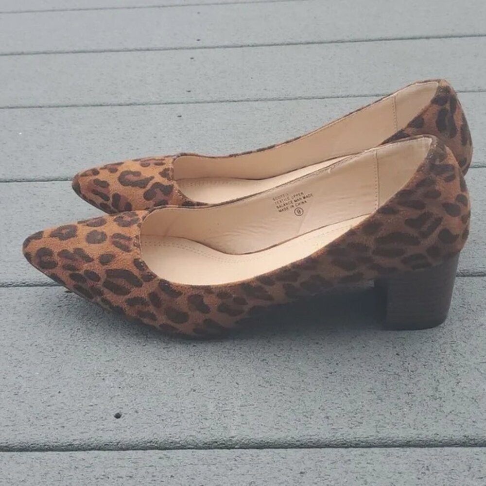 Chase + Chloe Scott Chunky Heels | Chase + Chloe Leopard Print Block Heels - Picture 3 of 13